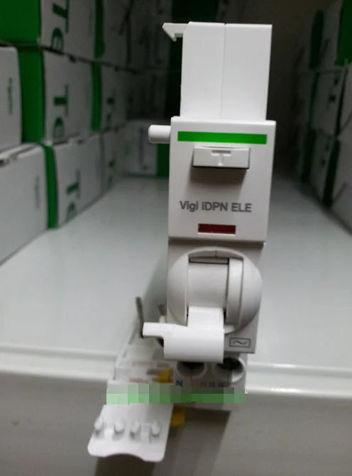 A9Y53625 1PC New Schneider Acti9 25ADPN free shipping