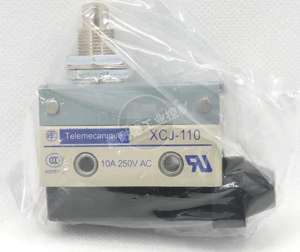 XCJ-110 XCJ110 1PC New Schneider Limit switch free shipping