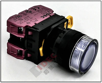 1pc new YW1L-AF2E02Q4W IDEC