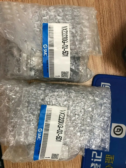1PC   NEW   SMC    VXZ2230G-02-5D1   free   shipping
