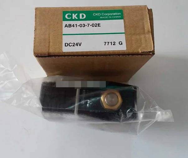 1PC  NEW   CKD  AB41-03-7-02E-DC24V   AB41-03-7-02E  DC24V  free  shipping