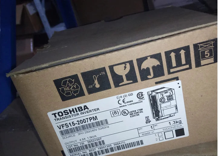 1PC New TOSHIBA VFS15-2007PM 0.75KW 220V  free shipping