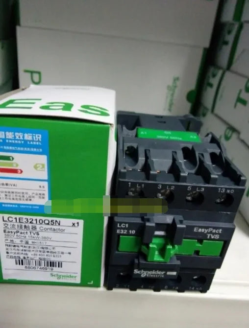 LC1E3210Q5N 1pcs NEW Schneider Schneider free ship