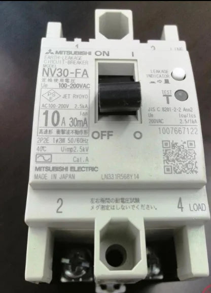 New  Mitsubishi  NV30-FA 2P 10A  circuit  breaker  free shipping