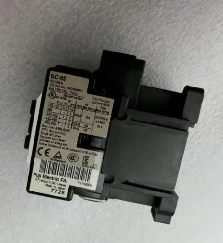 New  FUJI SC-05  AC110V  Ac contactor  free shipping