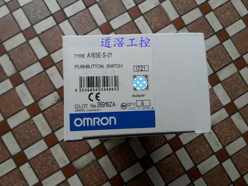 New Omron pushbutton switch A165E-S-01 free shipping