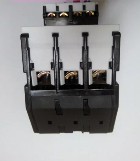 1PC  NEW   Tianshui 213   JRS4-65361d   57-70A   free  shipping