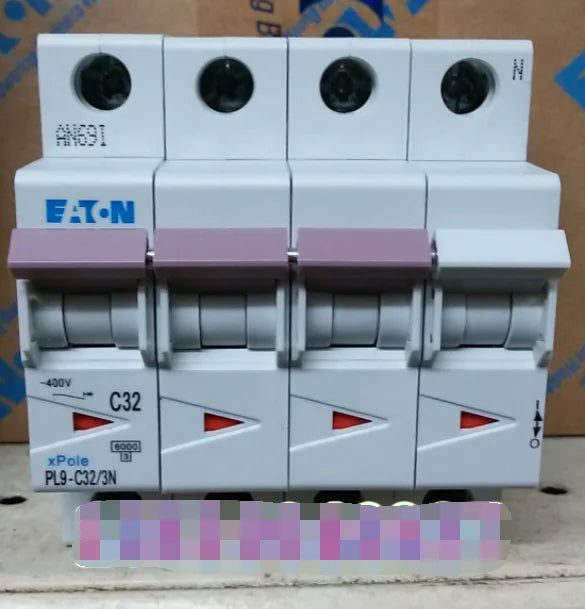 1PC NEW EATON MOELLER PL9-C32/3N free shipping