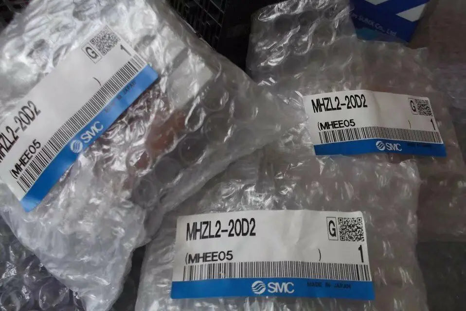 New  SMC  Cylinder  MHZL2-20D2  free shipping