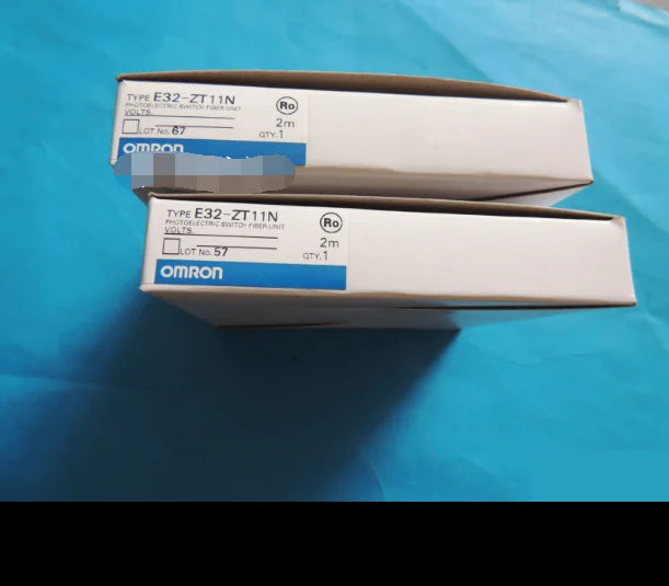 New Omron E32-ZT11N Optical fiber sensor free shipping