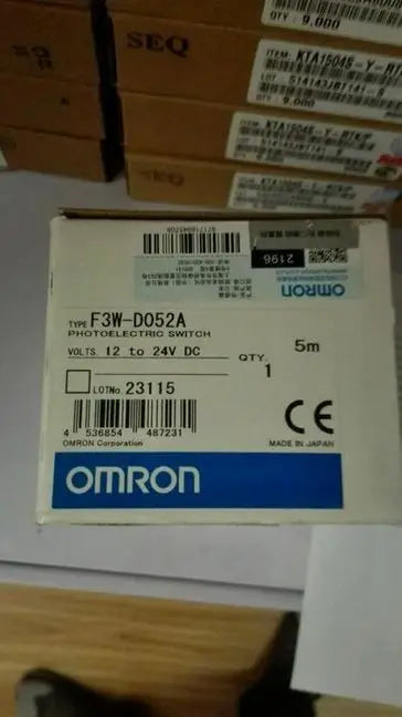 F3W-D052A F3WD052A 1PC NEW IN BOX Omron Area Sensor free shipping