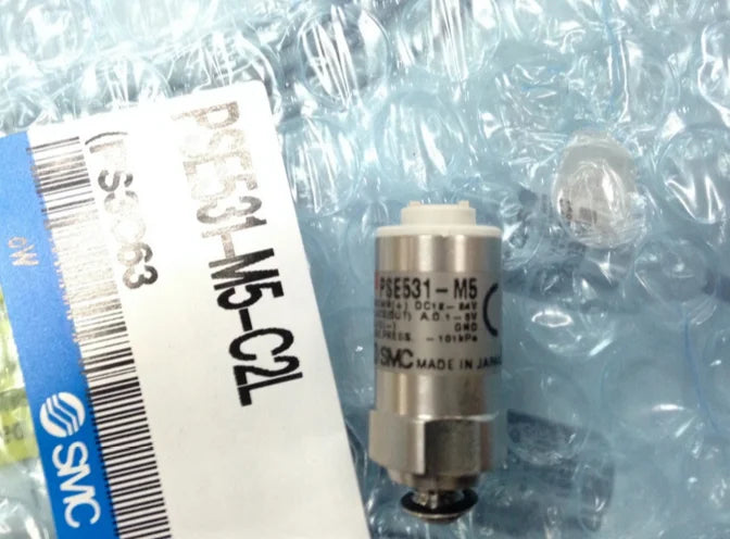 PSE531-M5-C2L PSE531M5C2L 1pcs New SMC Pressure Sensors free ship