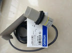 New Omron photoelectric switch E2K-X15MF1 E2K X15MF1 free shipping