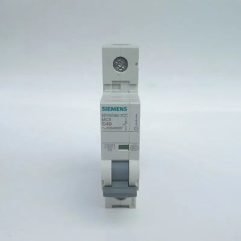 New Siemens 5SY6140-7CC circuit breaker free shipping