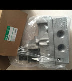 1PC  NEW  CKD  4F610-20-AC110V    4F610-20   AC110V   free  shipping