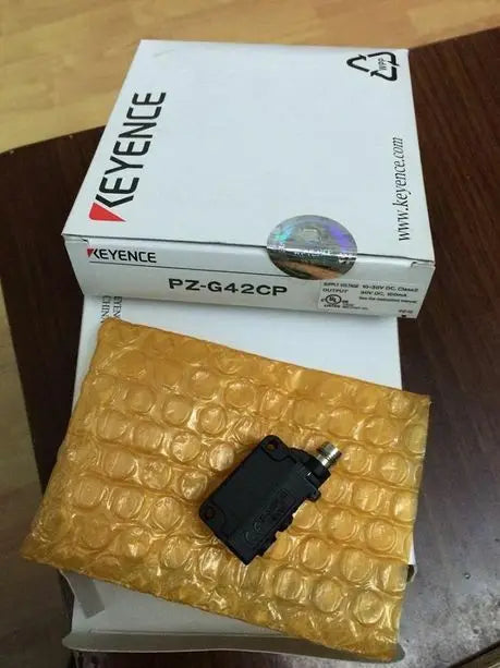 PZ-G42CP PZG42CP 1PCS NEW KEYENCE Photoelectric Sensor free shipping