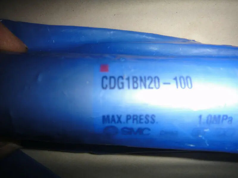 1PC NEW SMC CDG1BN20-100 free shipping