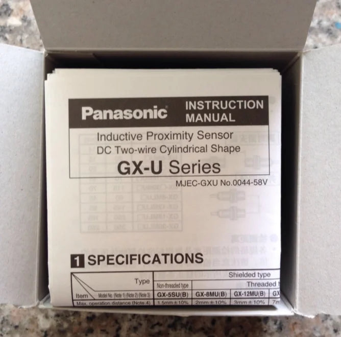 GX-18MLU GX18MLU 1PC NEW Panasonic / SUNX Photoelectric Switch free ship