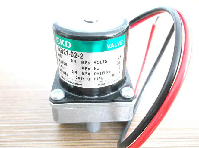 1PC  NEW   CKD   AB21-02-2-DC24V   AB21-02-2   DC24V   free  shipping