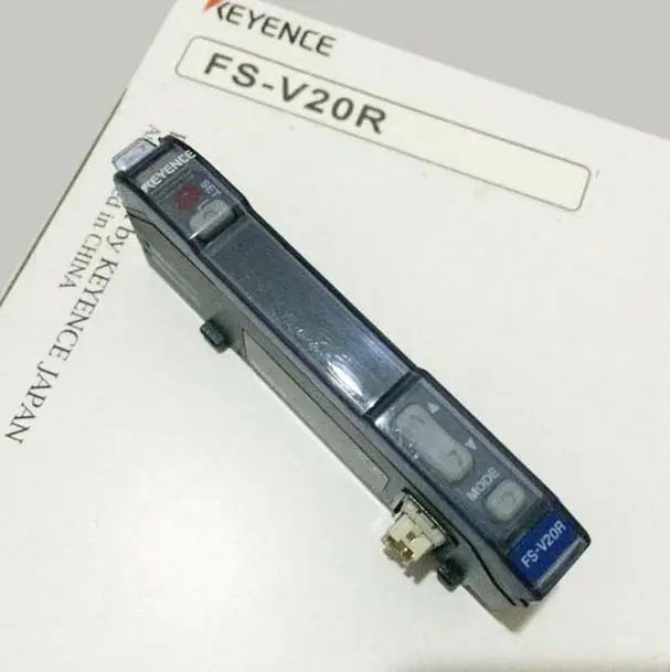 1pc New in box Keyence Sensor FS-V20R FS V20R free shipping