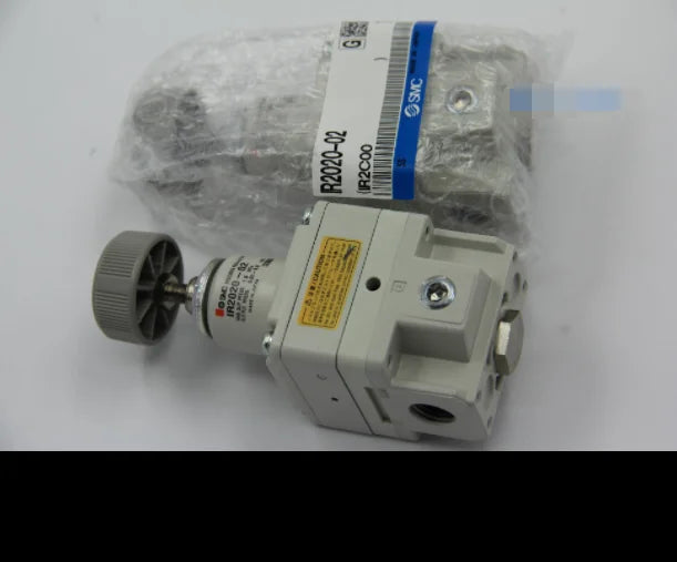 New  SMC  Pressure reducing valve  IR2020-02  free shipping