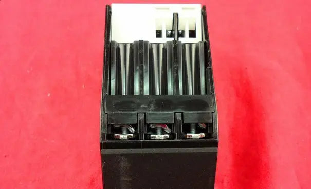 3UA5240-1E 2.5-4A 3UA52 40-1E New SIEMENS Thermal Overload Relay free shipping