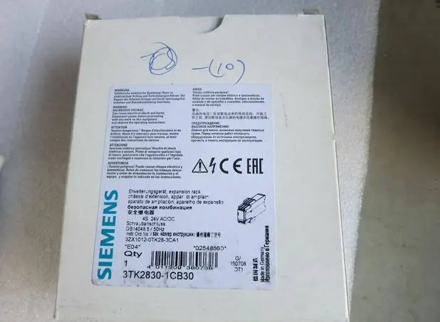 3TK2830-1CB30 3TK28 30-1CB30 NEW SIEMENS safety relay free shipping