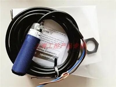 1pc new Panasonic CY-122A SUNX
