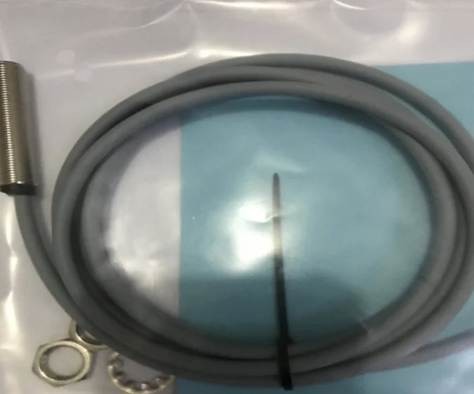 DW-AD-604-M12 1 PCS New Contrinex Proximity Switch free ship