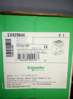 LV429840 1PCS NEW Schneider/Merlin Gerin Circuit Breaker free shipping