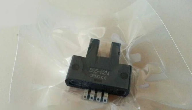 BS5-K2M BS5K2M 1pcs New AUTONICS Sensors free shipping