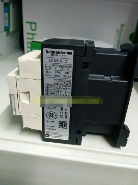 LC1-D18Q7C LC1D18Q7C AC380V New Schneider Contactor free shipping