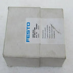 New  FESTO  Pressure sensor  SDE5-D10-FP-Q6E-P-M8   542897  free shipping