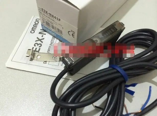 E3X-NA41F E3XNA41F 1PC NEW Omron Photoelectric Sensor 2M free shipping