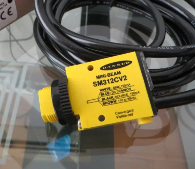 SM312CV2 1PC New BANNER Photoelectric Sensor free ship