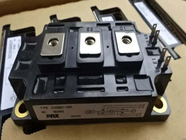 1PCS NEW MITSUBISHI CM200DY-28H CM200DY28H Power supply module