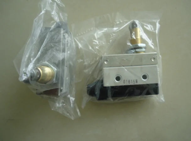 D4MC-5020-N D4MC5020N 1PCS New Omron Limit Switch free shipping