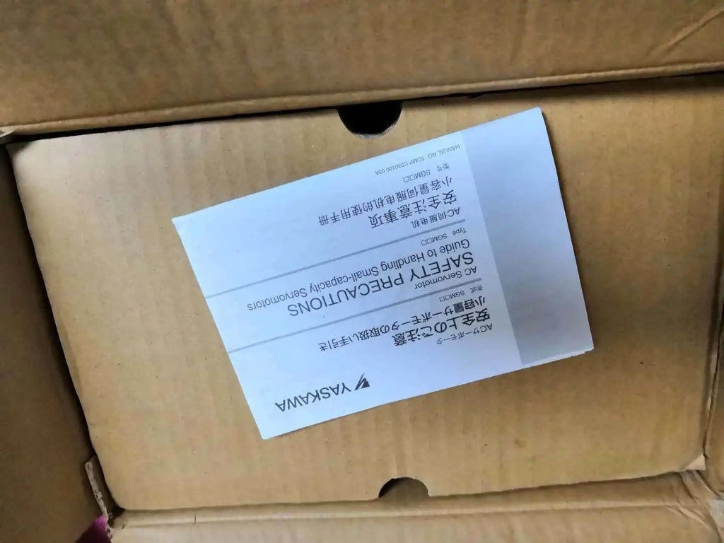 1PC New YASKAWA SGMAS-08A2A21-Y2  free ship