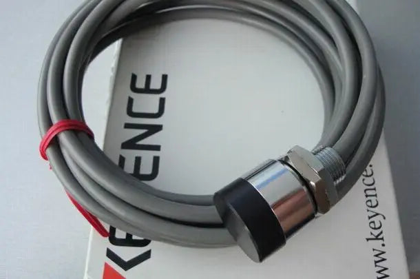 New in box Keyence proximity sensor EX-422 EX 422 free shipping