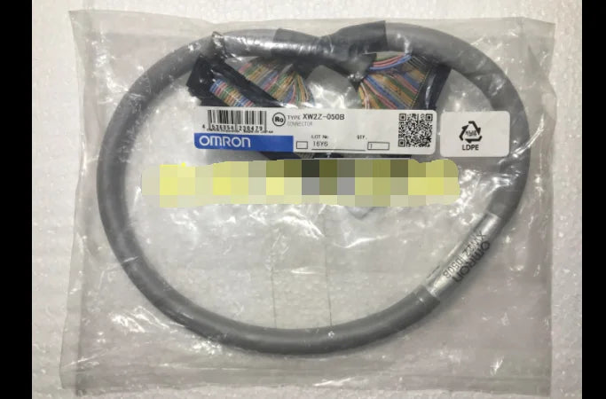 1PC  NEW   Omron   XW2Z-050B     free  shipping