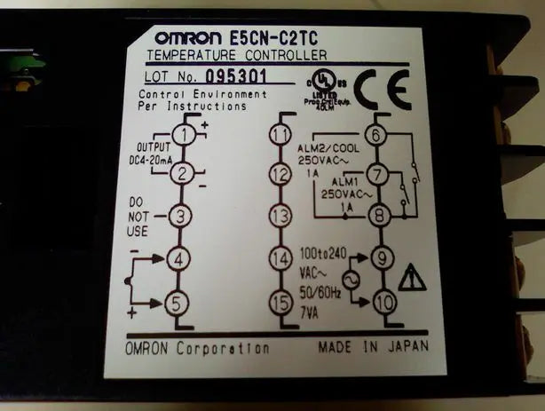E5CN-C2TC E5CN C2TC 1PC New in box OMRON Temperature Controller free shipping