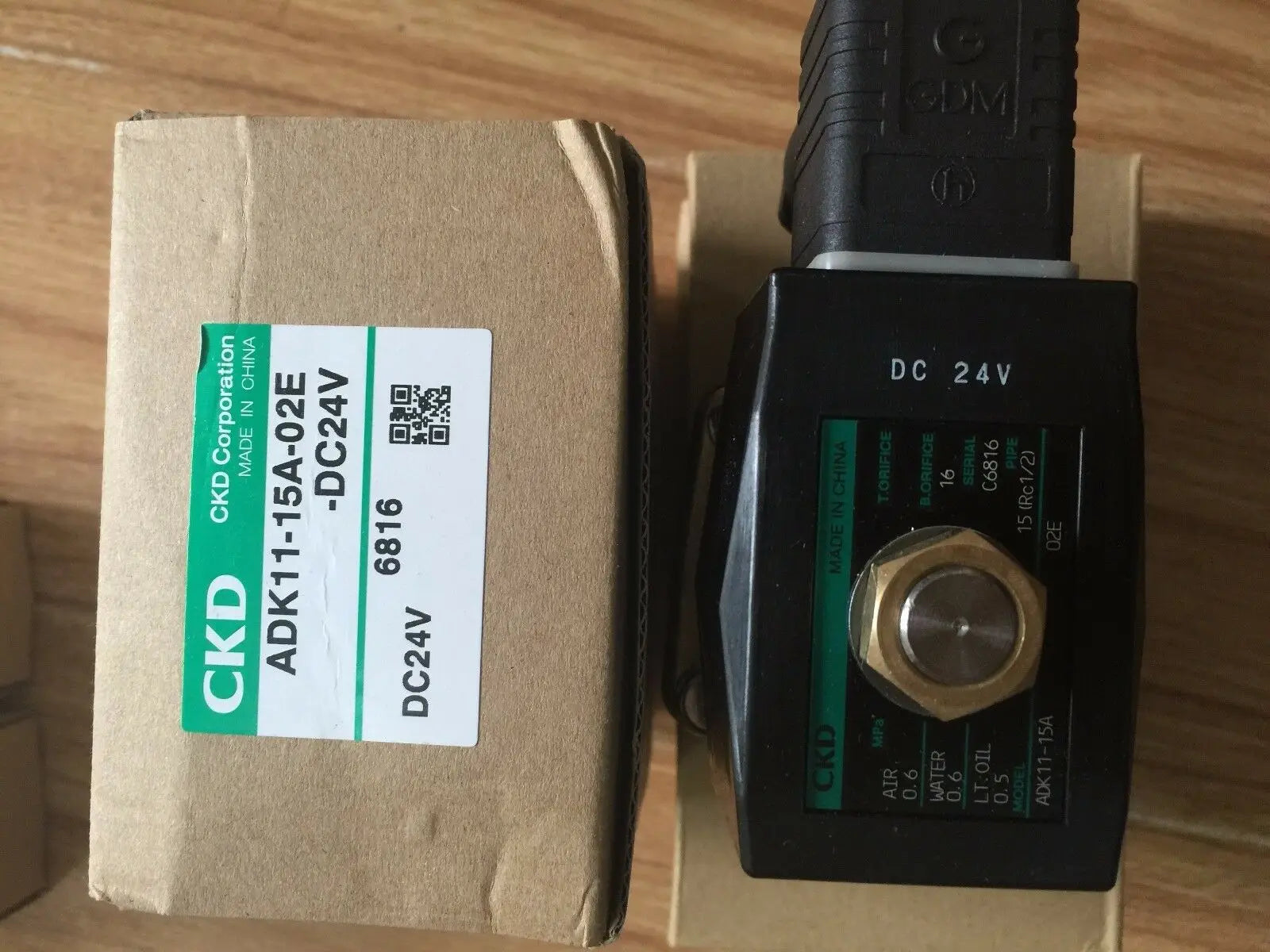 New CKD ADK11-15A-02E-DC24V Solenoid Valve free shipping