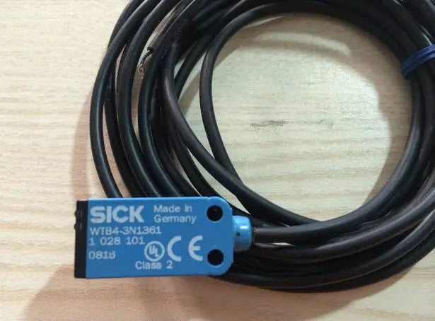 WTB4-3N1361 WTB43N1361 1PCS NEW SICK Photoelectric Switch free shipping