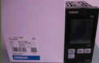E5EZ-Q3MT E5EZQ3MT New Omron Temperature Controller 100-240VAC free shipping