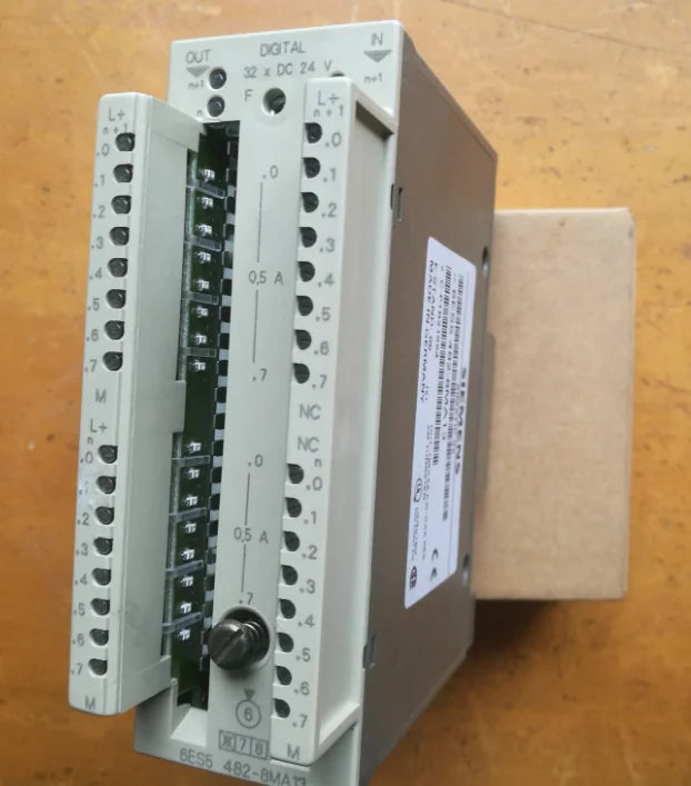 1PC new in box  Siemens  6ES5 482-8MA13 6ES5482-8MA13