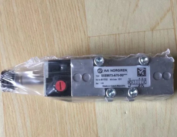 New  NORGREN  SXE9573-A70-00  Solenoid valve  free shipping