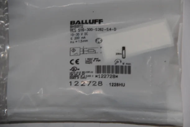 BES 516-300-S262-S4-D 1PC NEW BALLUFF Proximity switch free shipping
