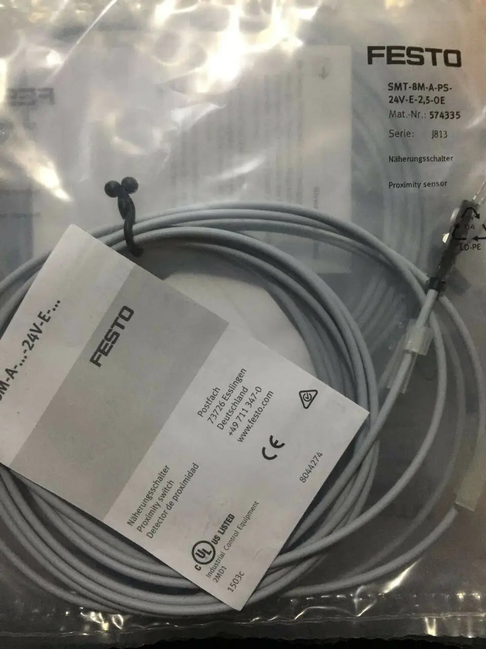 New FESTO SMT-8M-A-PS-24V-E-2,5-OE 574335 Proximity switch free shipping