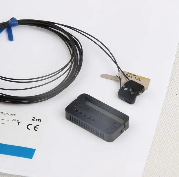 E32-L25L E32 L25L NEW IN BOX Omron free shipping
