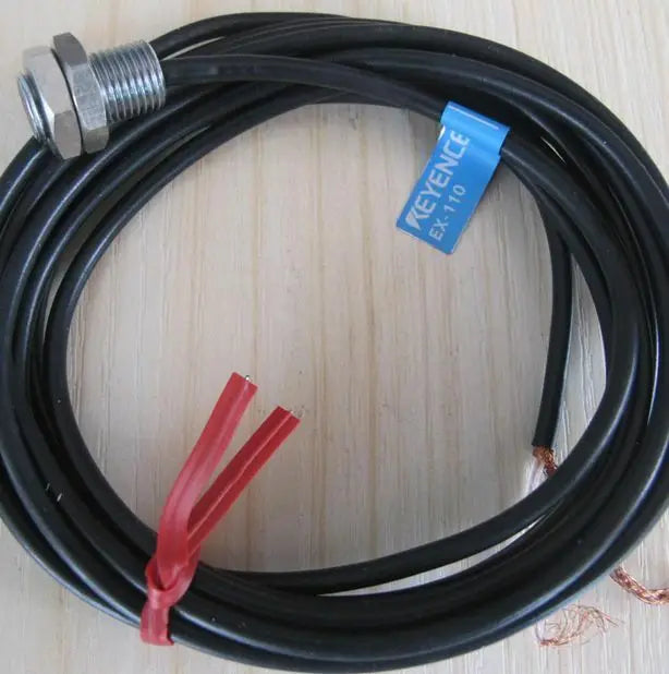 1PC New in box Keyence Sensor EX-110 EX 110 free shipping